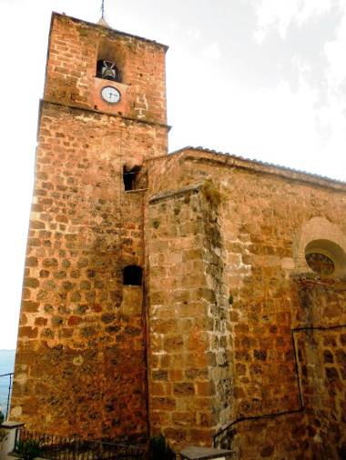 <i>Alzado de la torre con la cara orientada al castillo. </i>