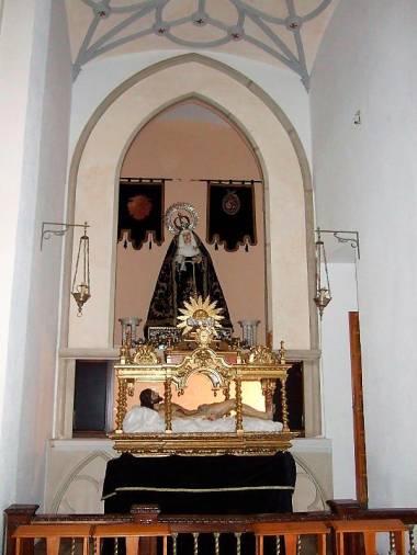 <i>Capilla de Nuestra Señora de los Dolores y de Jesús Muerto en El Sepulcro.</i>