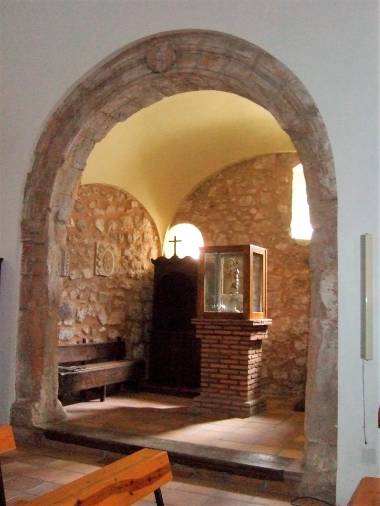 <i>Arco Capilla Virgen de La Peña. </i>