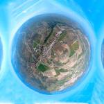 Tres imágenes con la cámara de 360 grados del vuelo en ultraligero que hizo Diario JAÉN por los pueblos de Segura.