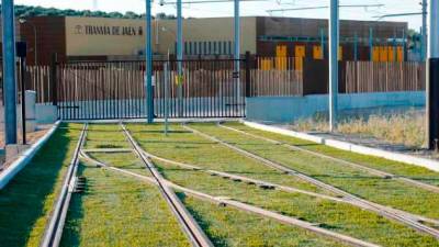 Entrada a las cocheras del tranvía de Jaén. / Agustín Muñoz / Archivo Diario JAÉN.