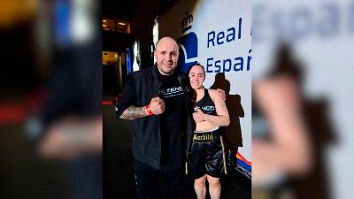 Raúl Buendía y Carmen González celebran la victoria en Córdoba.