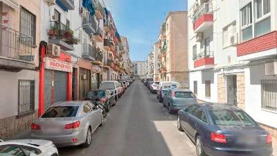 Calle Segovia, en la que encontraron al hombre herido.