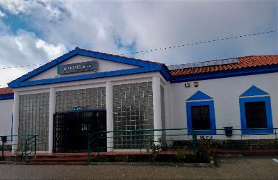 <i>Acceso a la estación de tren de Vilches. / Adif.</i>