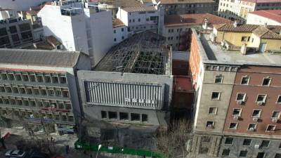 Vista del emblemático edificio del Teatro Asuán. / Archivo Histórico de Diario JAÉN.