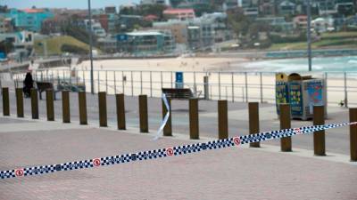 Una zona peatonal adyacente a la playa de Bondi está acordonada en Sídney, Australia. Archivo. / Europa Press.