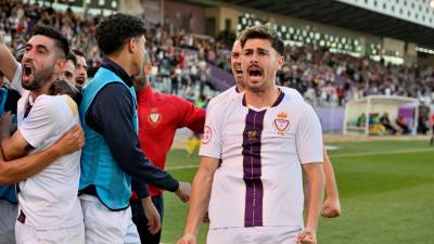 Jugadores del Real Jaén celebran el gol de Espín / Francisco Gaitán / Diario JAÉN.