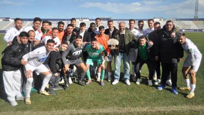 Los jugadores del Real Jaén celebran la victoria del 4 de enero de este año ante el Recreativo. Archivo. / F.Gaitán.