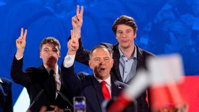 Karol Nawrocki celebrando la victoria electora. / Antoni Byszewski / Europa Press. 
