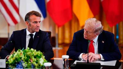 Los presidentes de Francia, Emmanuel Macron, y de Estados Unidos, Donald Trump. aRCHIVO.