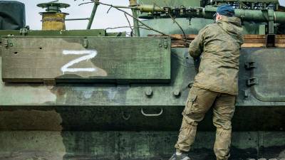 Soldado ucraniano en un blindado capturado a los rusos. / Celestino Arce Lavín / Zuma Press / ContacPhoto / Europa Press.