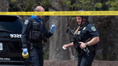 Imagen de archivo de dos agentes de Policía, en la escena de otro homicidio en Texas. / Bob Daemmrich / Contacto / Europa Press. 