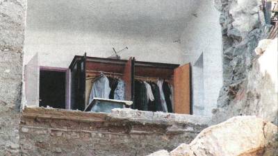 Estado en que quedó una vivienda que se desplomó en la calle Vicario. / Archivo Histórico de Diario JAÉN.