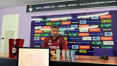 Manuel Herrero durante la rueda de prensa. / Álex Gómez / Diario JAÉN.