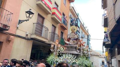 La Virgen de la Capilla durante su recorrido. / Laura Díaz / Diario JAÉN.