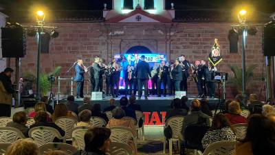 La Banda Municipal de Arquillos durante su actuación musical en la gala de entre de los Premios Reino de Jaén. / A. Bravo. 