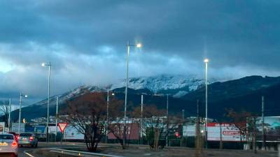 Vistas de la sierra nevada tras la ciudad de Jaén de estos días anteriores. / Diario JAÉN.
