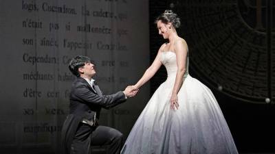 Escena rescatada de la ópera de Cenicienta.