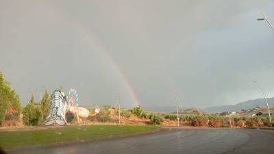 Una tormenta descarga en la capital jiennense durante la tarde hoy, 21 de junio. / Juan Rafael Hinojosa / Diario JAÉN.