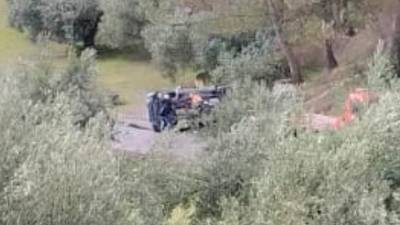 Imagen del coche accidentado en Alcalá la Real.