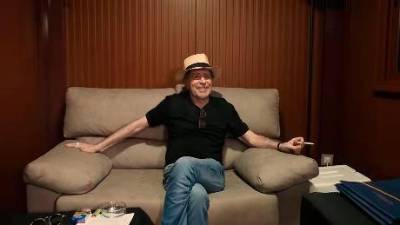 Joaquín Sabina en el vídeo de despedida de su gira. / Facebook de Joaquín Sabina.