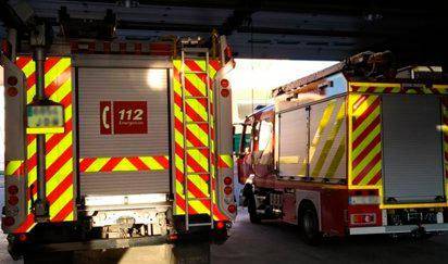<i>Camiones de bomberos de Andújar. Archivo. / Emergencias 112.</i>