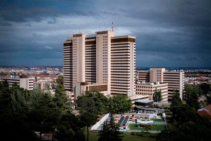 <i>Exteriores del Hospital Central de la Defensa Gómez Ulla. / Diego Radamés / Europa Press.</i>