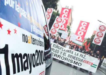 <i>Manifestación del Día del Trabajo en 2004. / Archivo fotográfico Diario JAÉN.</i>