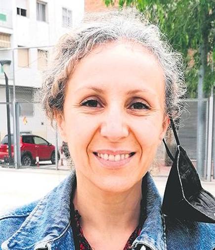 <i>Manuela Úbeda, profesora. </i>