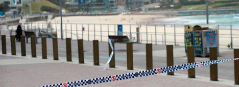 Una zona peatonal adyacente a la playa de Bondi está acordonada en Sídney, Australia. Archivo. / Europa Press.