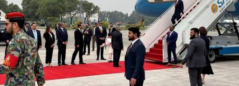 JD Vance, a su llegada a Pakistán. / Europa Press.