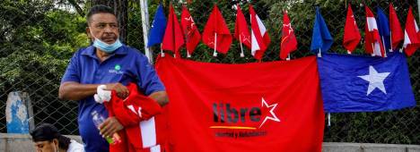 Imagen de archivo de un vendedor de banderas, en Tegucigalpa, Honduras. / Camilo Freedman / Europa Press.