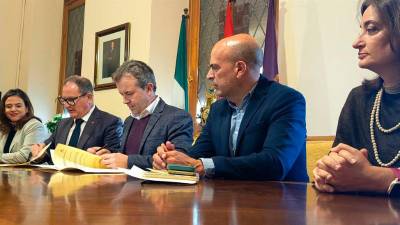 Convenio entre el Ayuntamiento de Jaén y Cruz Roja.