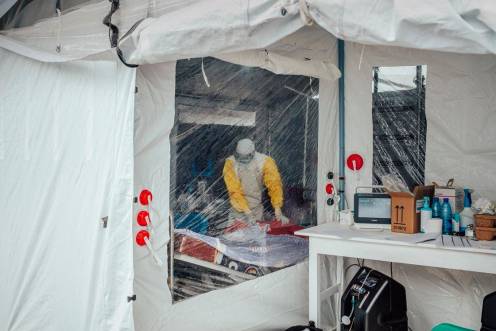 <i>Centro de tratamiento del ébola de Elykia, en Bunia (RDC). / Julien Dewarichet / MSF / Europa Press.</i>