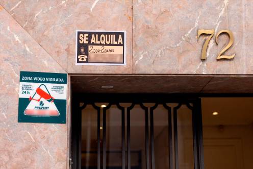 <i>Cartel de alquiler. / Eduardo Parra / Europa Press</i>