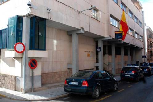 <i>Comisaría de Policía Nacional de Linares. Archivo. / Policía Nacional.</i>