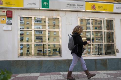 <i>Oficina de Empleo. / María José López / Europa Press. </i>