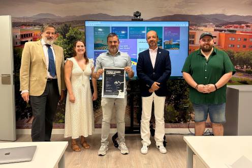 <i>Presentación del curso de Jódar. / Universidad de Jaén.</i>