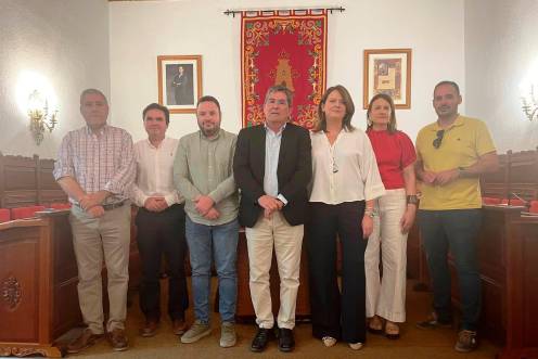 <i>Acto de constitución del Comité de Seguimiento del Área Urbana Funcional (AUF) de la Campiña. / Diputación de Jaén. </i>