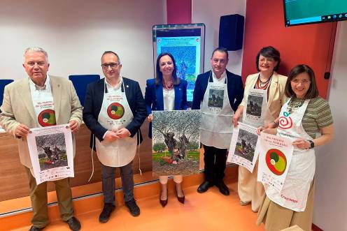 <i>Presentación del V Simposio Pipirrana y el Gazpacho Andaluz. / UJA.</i>
