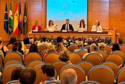 <i>Celebración del II Simposio Internacional NeolaiA. / UJA.</i>