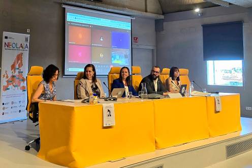 <i>Encuentro internacional entre académicos en la Antigua Escuela de Magisterio. / Universidad de Jaén. </i>