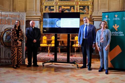 <i>Marta Torres, Francisco Juan Martínez, Luis Jesús García-Lomas y Pilar Rodrigo. / FCRJ.</i>