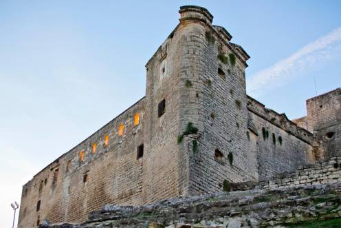<i>Castillo de Sabiote. / Ayuntamiento de Sabiote.</i>