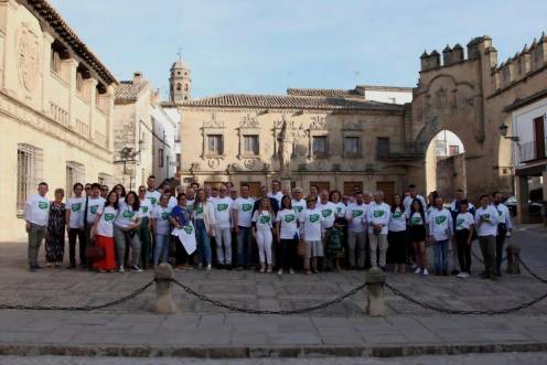 <i>Reunión de Jaén Merece Más en Baeza. Archivo. / JM+.</i>