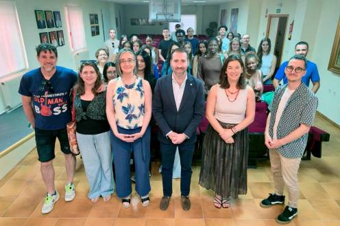 <i>Inauguración de la undécima edición del Programa de Verano de Inmersión Lingüística y Cultural en Español. / Universidad de Jaén. </i>