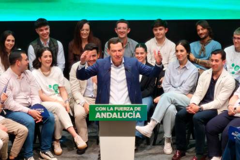 <i>Juanma Moreno durante su mitin en Jaén. / Pablo Espinosa Luna / Diario JAÉN.</i>