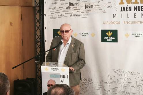 <i>Domingo Bonillo durante su intervención en los Diálogos “Jaén Nuevo Milenio”. / Agustín Muñoz / Diario JAÉN.</i>