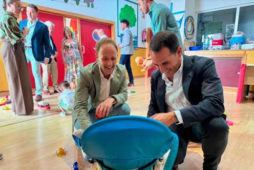 <i>Visita de Erik Domínguez a la Escuela Infantil “Jabalcuz” en La Carolina. / Junta de Andalucía. </i>