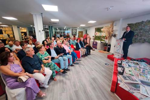 <i>Invitados al acto “Compartir”, celebrado en la sede corporativa de Diario JAÉN. / Agustín Muñoz / Diario JAÉN. </i>